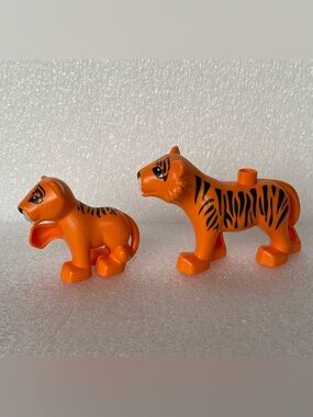 LEGO DUPLO Adult and Baby Orange / Black TIGER Animal Circus Safari Zoo Toys